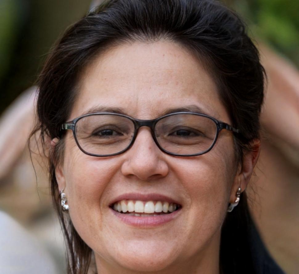 Portrait de Catherine Leblanc, analyste financière senior
